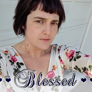 Meet your Posher, Alora